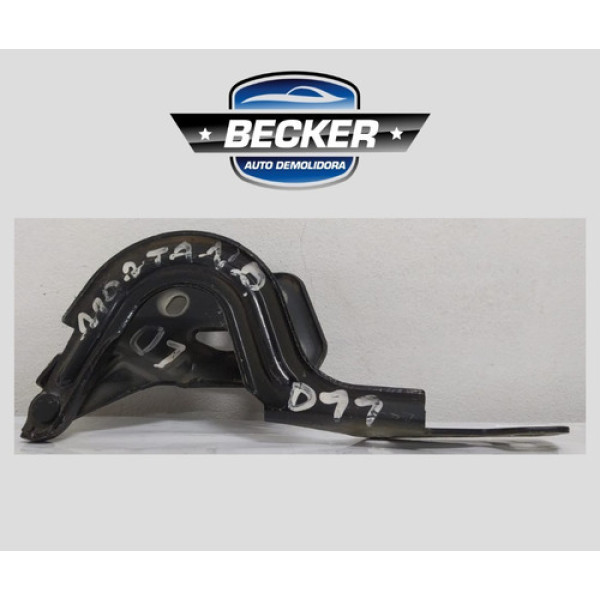 Dobradiça Direita Braço Capô Montana 2011