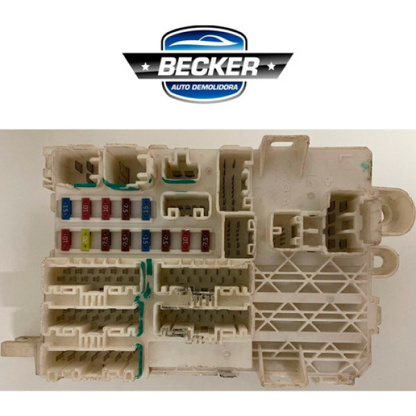 Caixa De Fusíveis Hilux Cd 4x4 Srv 2007/2015 - L2 / T2-t2