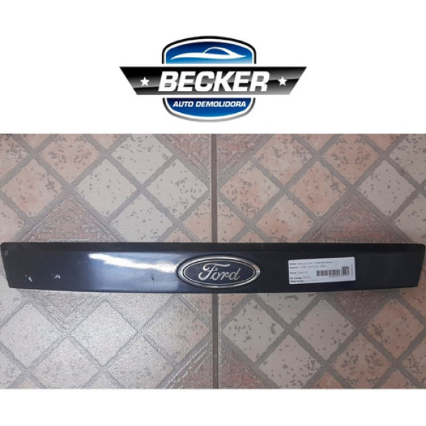 Acabamento Luz Porta Malas Ford Ka - 6s65a43404a C/ Detalhe