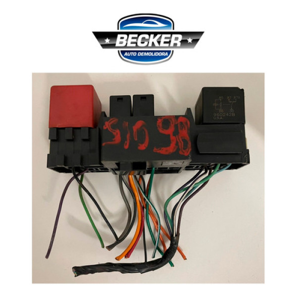 Caixa Fusíveis Relé S10 1098 - 654321