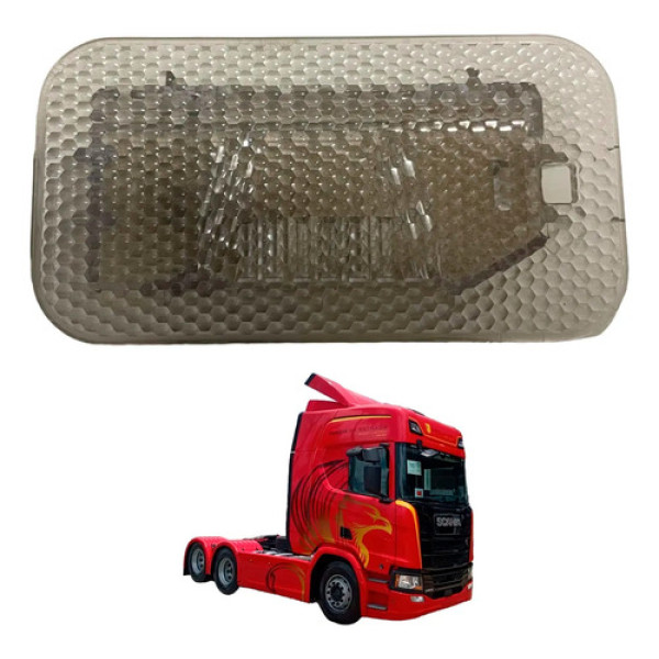 Luz Cortesia R450 2021 2039482