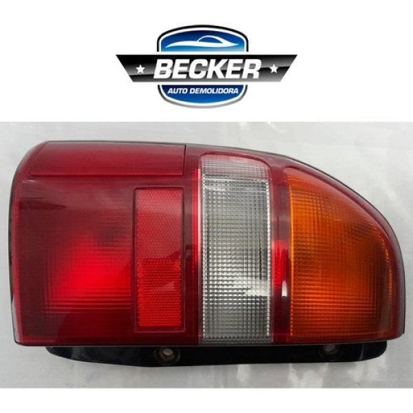 Lanterna Traseira Esquerda Tracker - 22032077