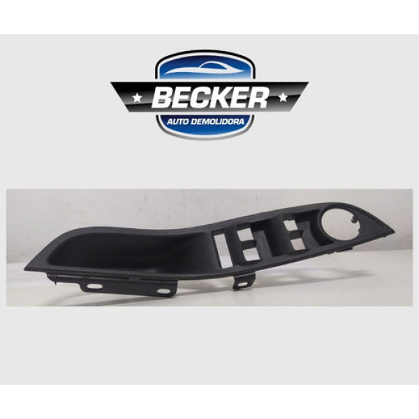 Moldura Dianteira Esquerda Vidro Elétrico Ford Focus 2014