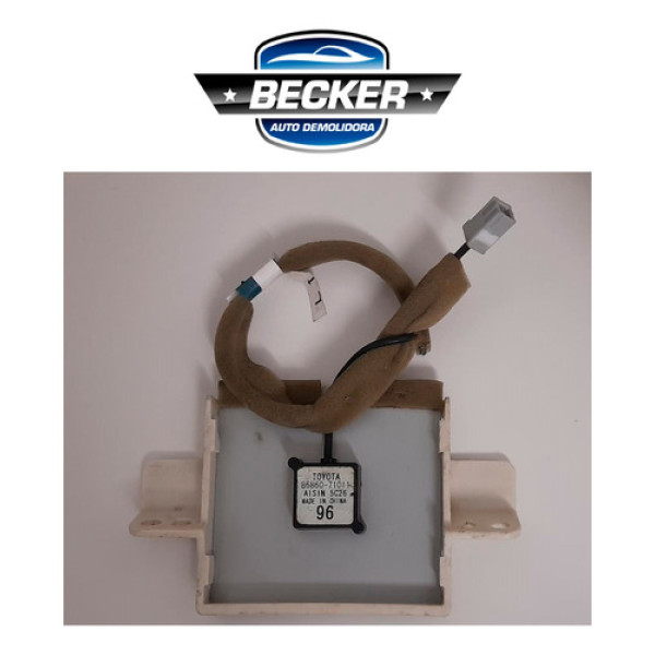 Antena Gps Toyota Hilux - 8686071011